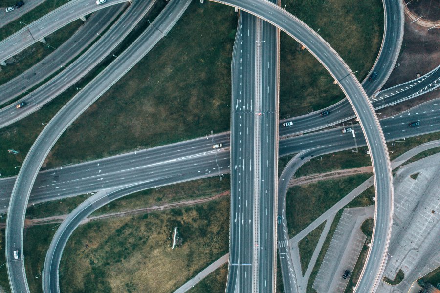 Brasil, quarta maior malha rodoviária do mundo.